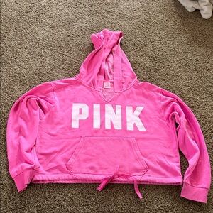 Pink cropped hoodie - size large